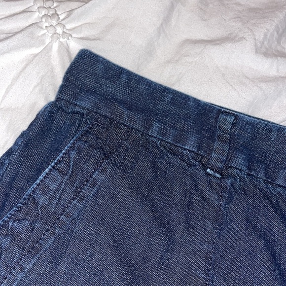 Loft - size 0  (25) - Jean shorts EUC - Picture 2 of 9
